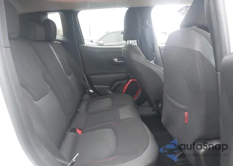 2018 Jeep Renegade Trailhawk 4X4 из США, поврежденный, VIN ZACCJBCBXJPG76647